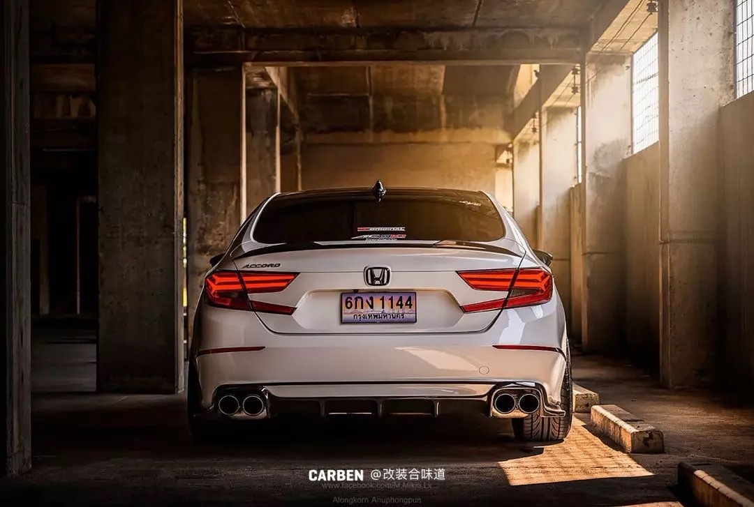 泰Style十代雅阁 碳纤维扰流真的太帅了！ ：alongkorn_mz