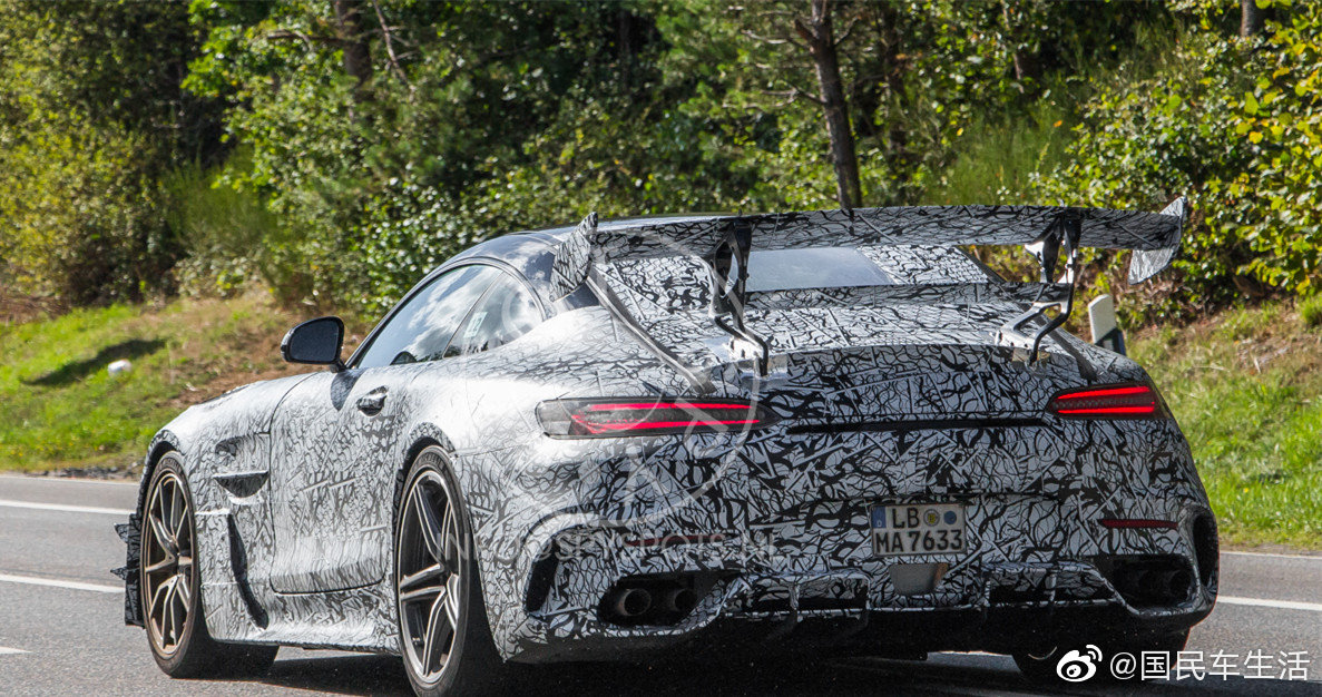 AMG GT：实车真的太漂亮了！