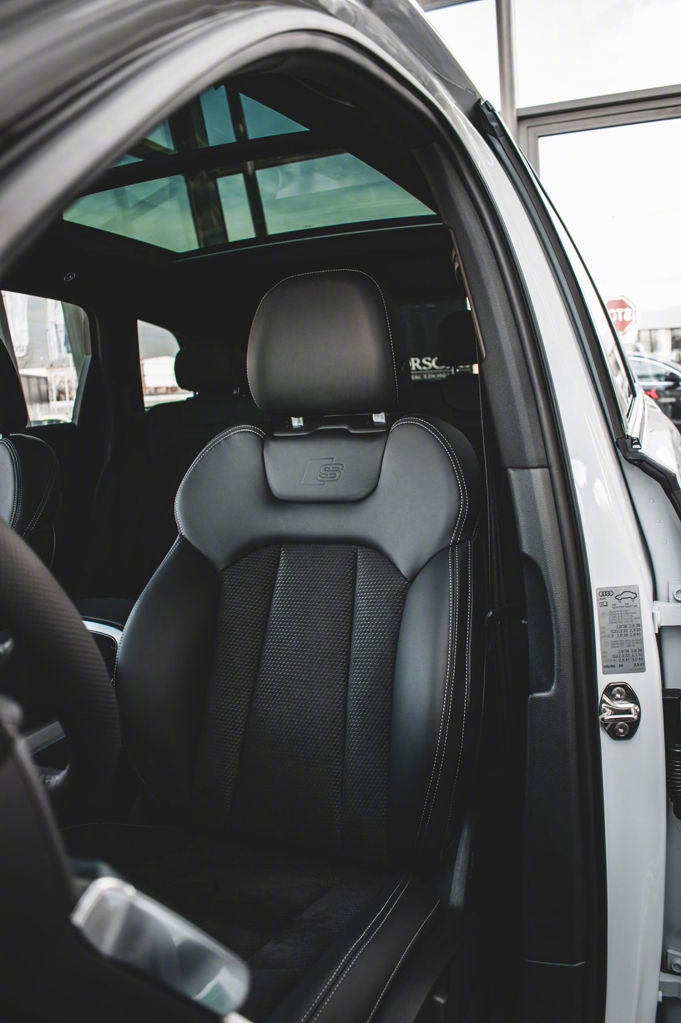 汽车美图：新奥迪Q7离我们还远吗