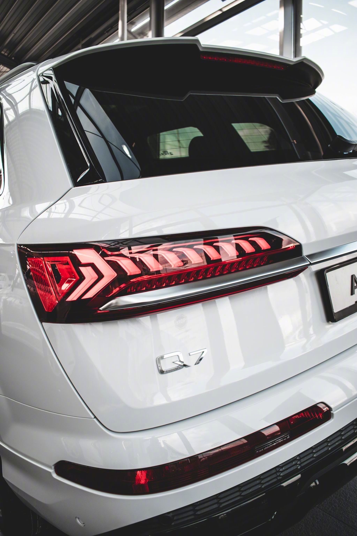 汽车美图：新奥迪Q7离我们还远吗