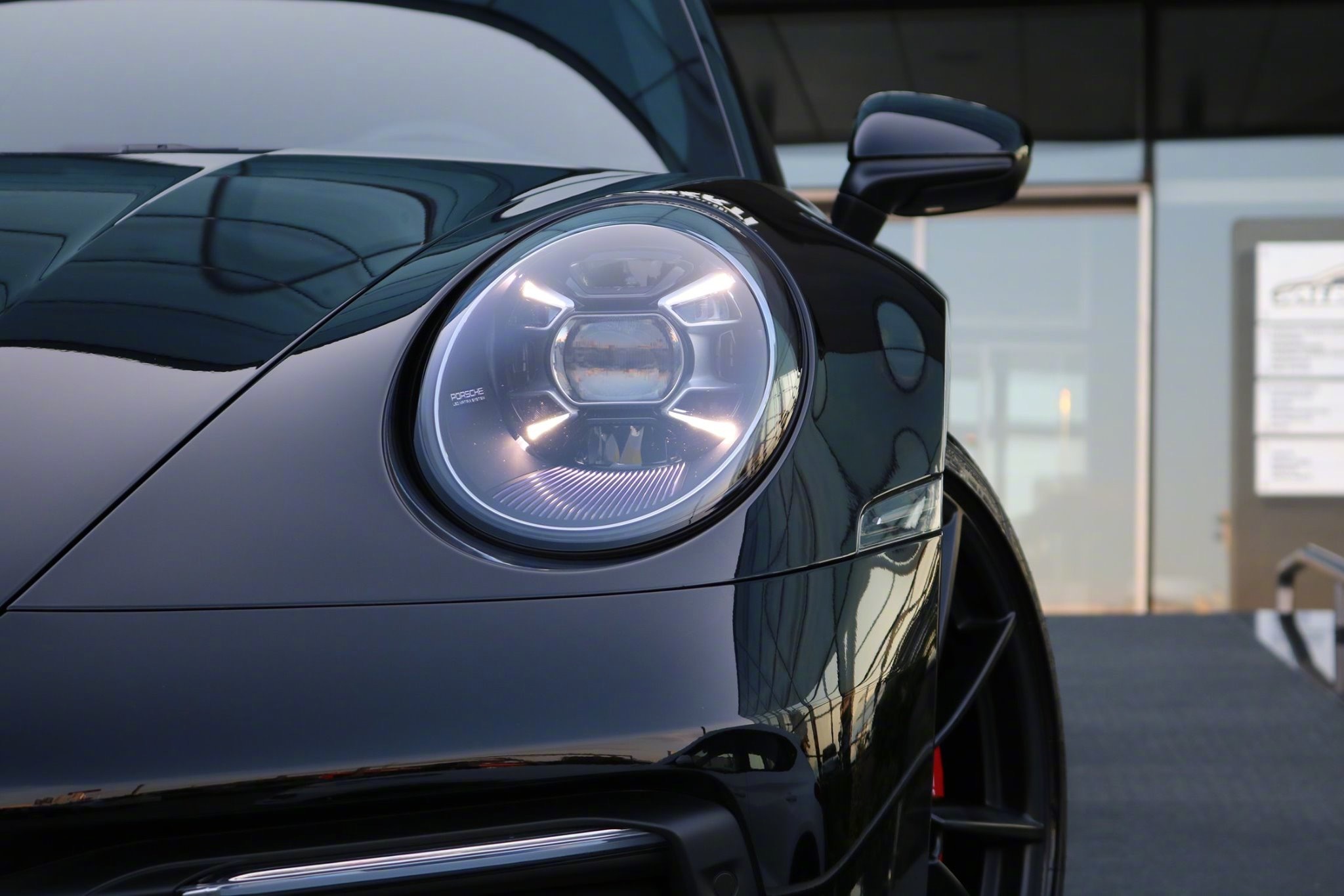 汽车美图抢先看：保时捷911 992,太酷了