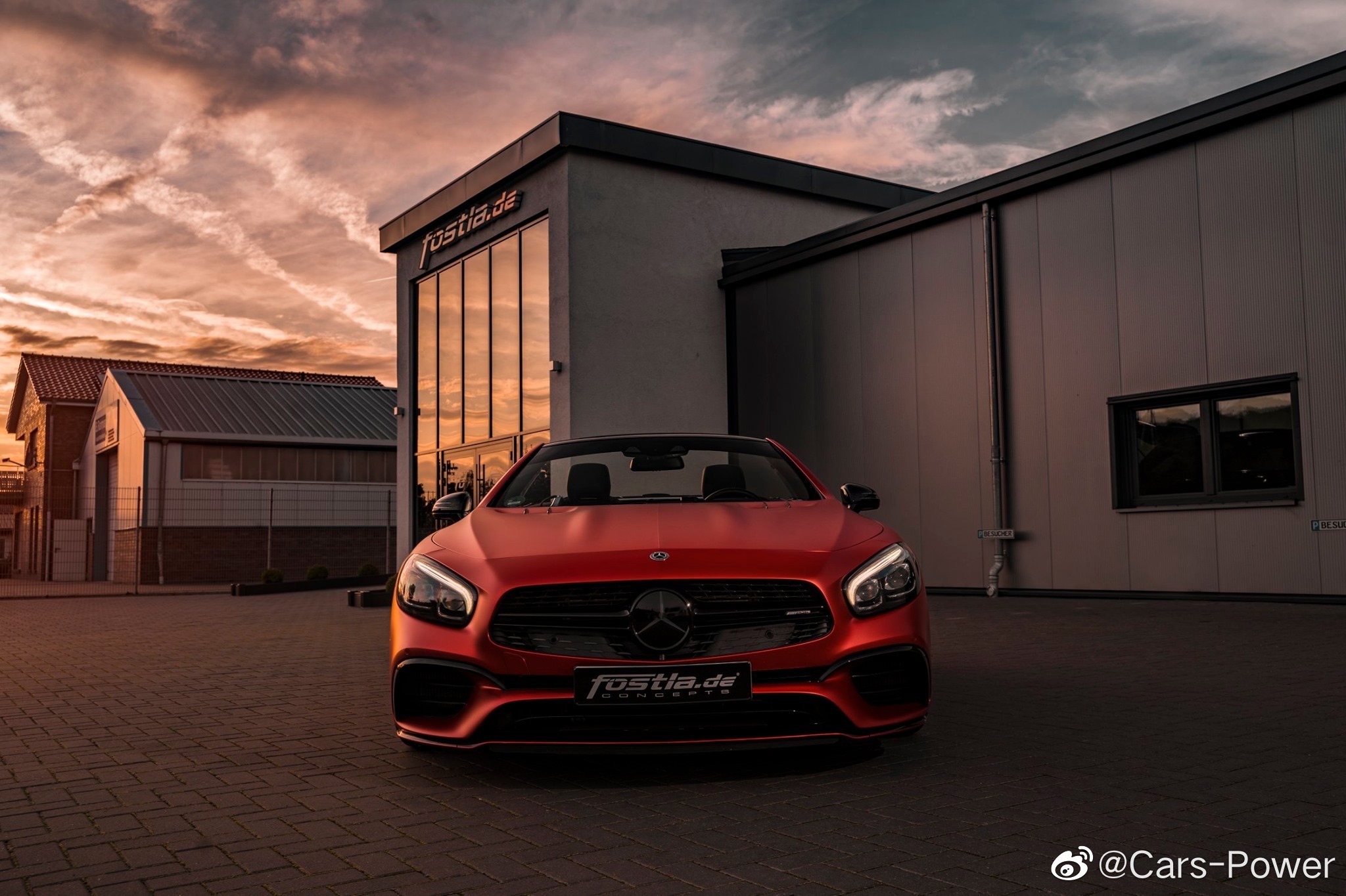 绝版豪华硬顶敞篷跑车 耀目熔岩橙 AMG SL63