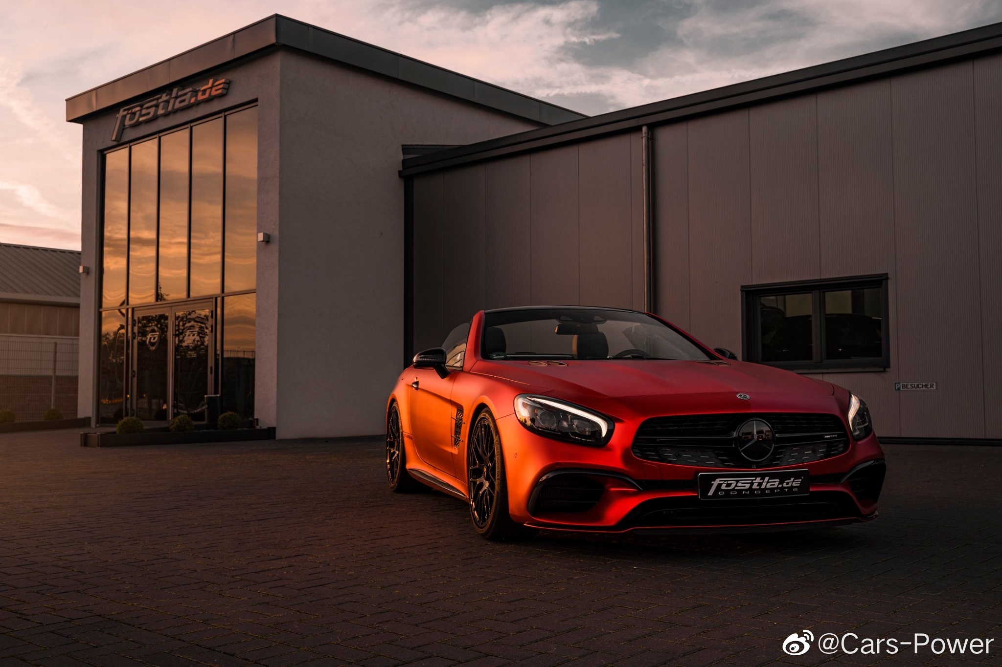 绝版豪华硬顶敞篷跑车 耀目熔岩橙 AMG SL63