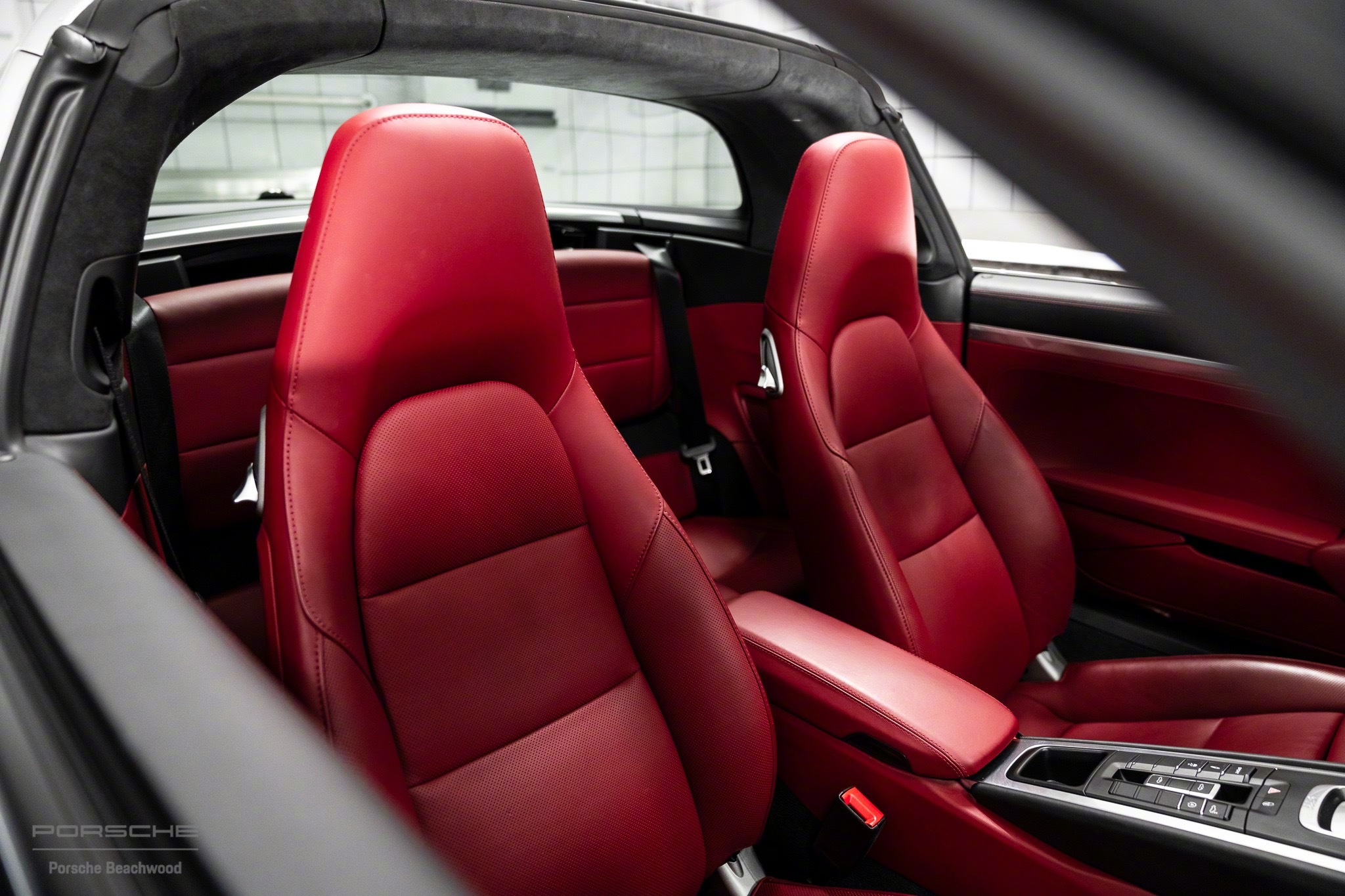 保时捷targa 4 真的算是911里最特立独行的了！