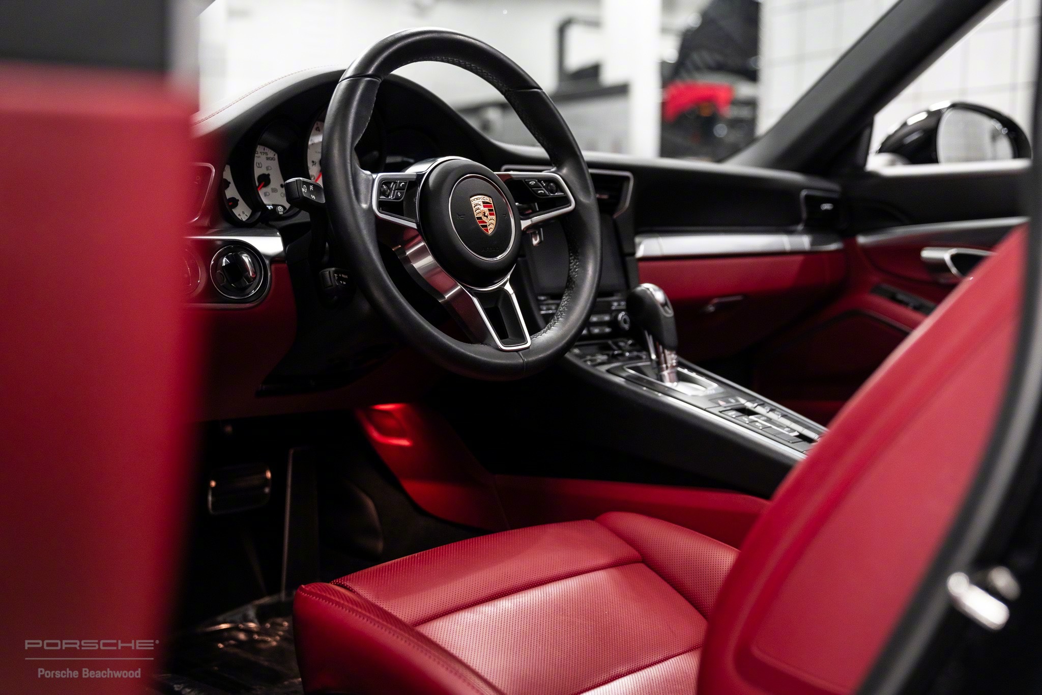 保时捷targa 4 真的算是911里最特立独行的了！