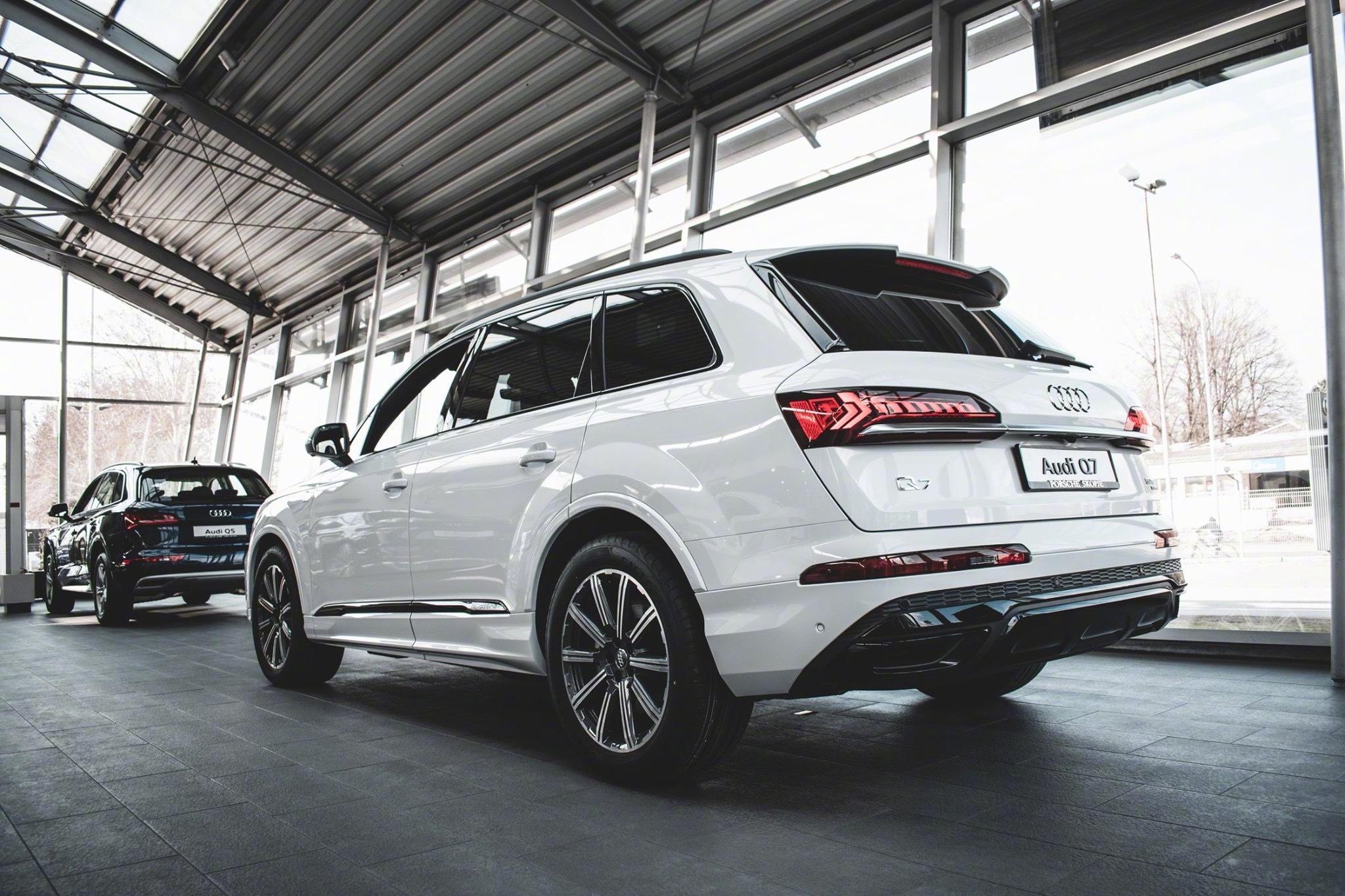 汽车美图：新奥迪Q7离我们还远吗