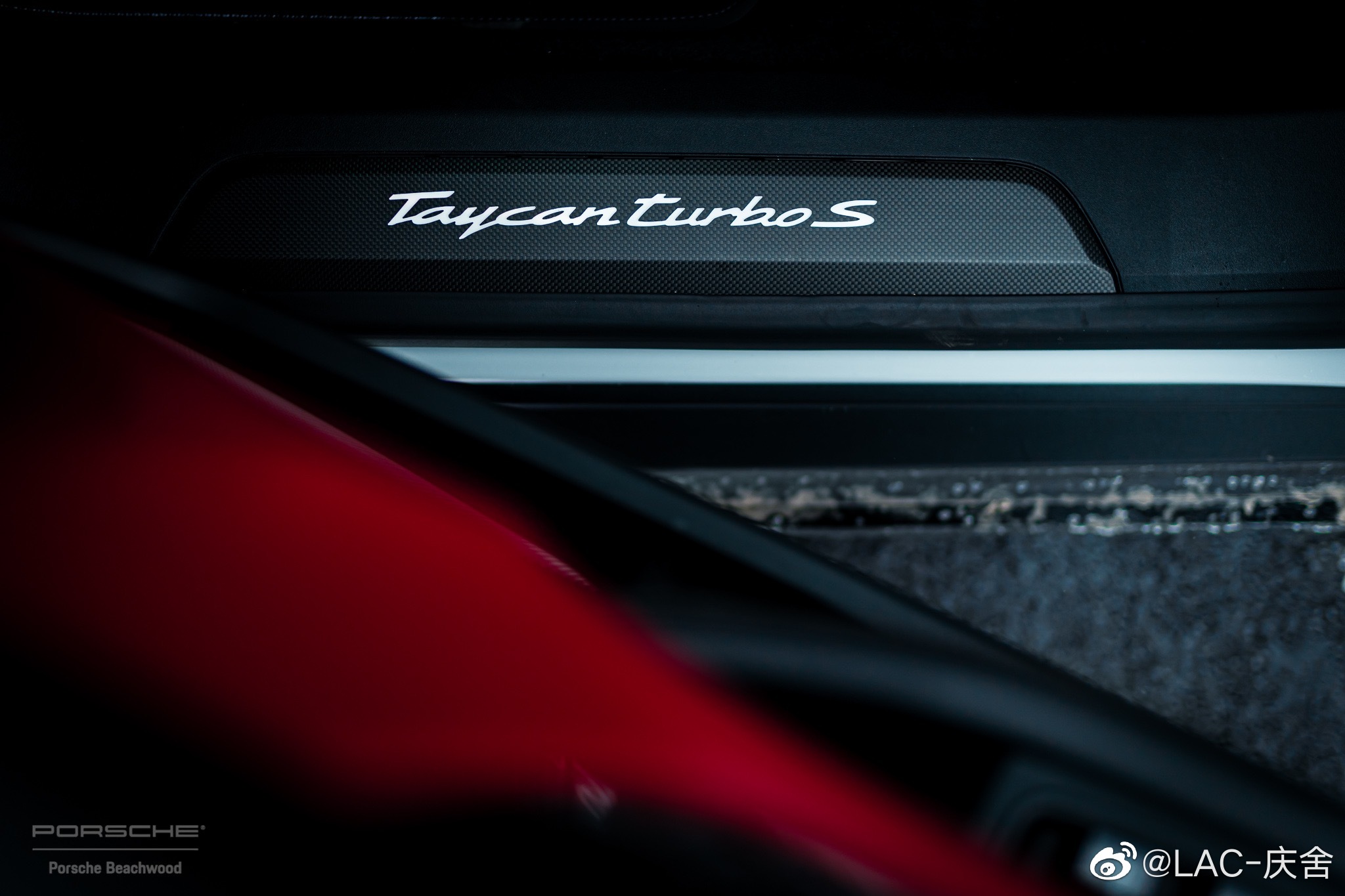 保时捷新Taycan Turbo S 有喜欢的吗 这款怎么样。