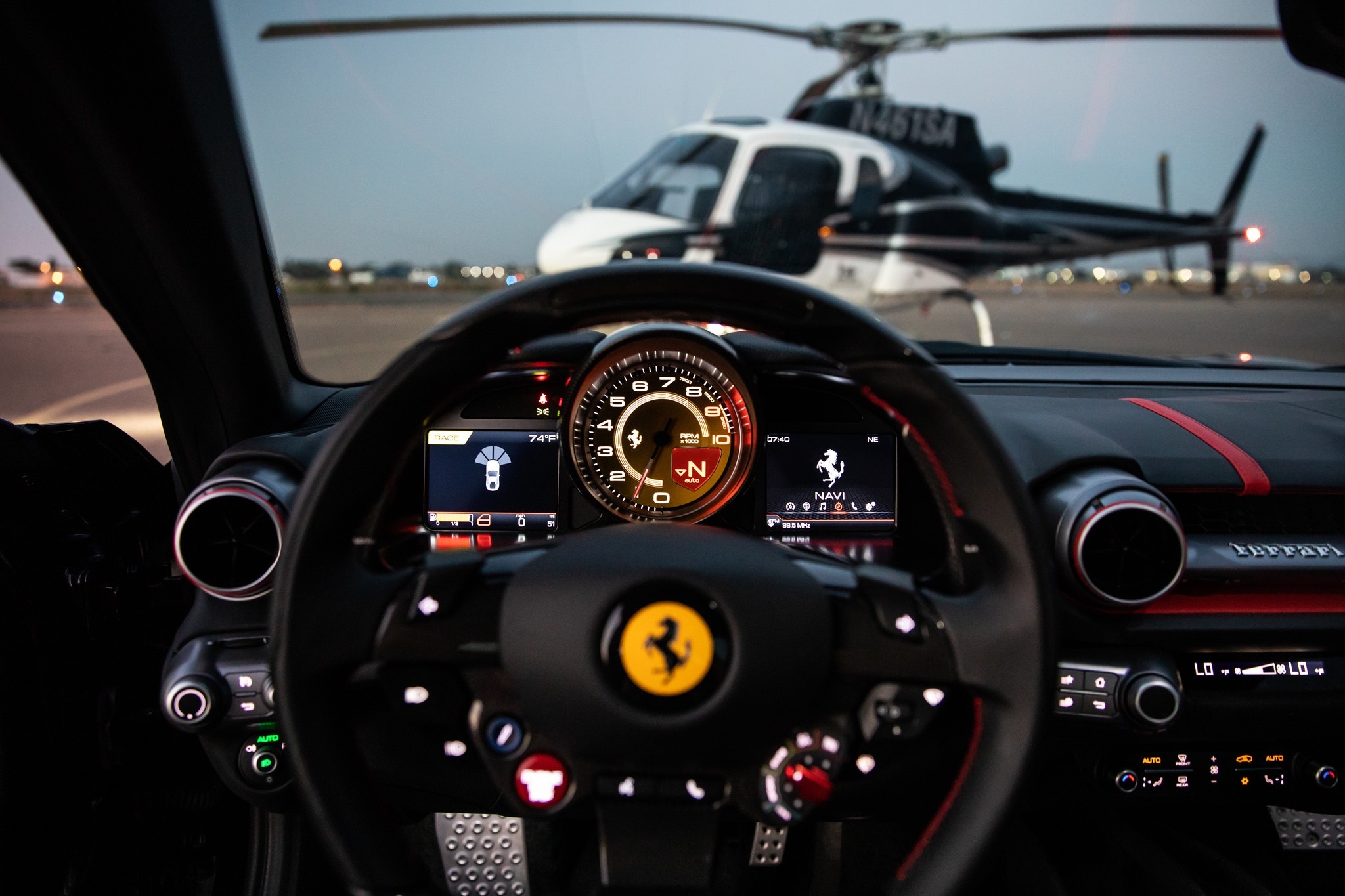 法拉利812 & 直升飞机 & 型男（by lucas delozier）