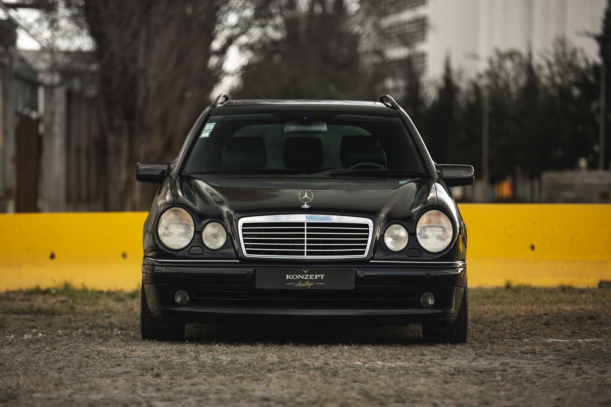 梅赛德斯奔驰e55amg这风格无敌了