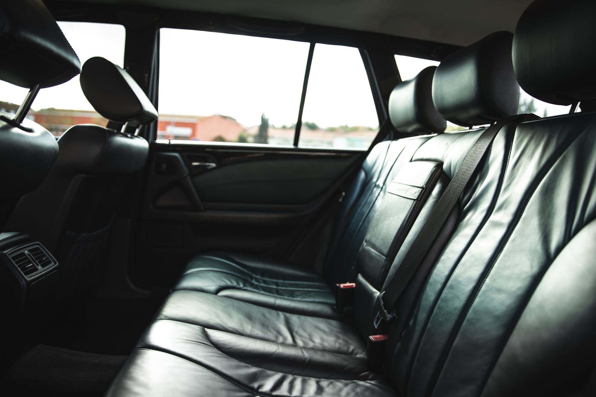 梅赛德斯 奔驰 E55 AMG，这风格无敌了！