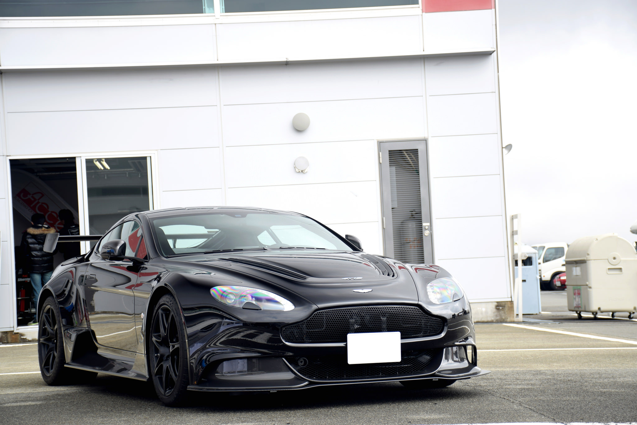 阿斯顿马丁vantage gt12 我心目中的王者!