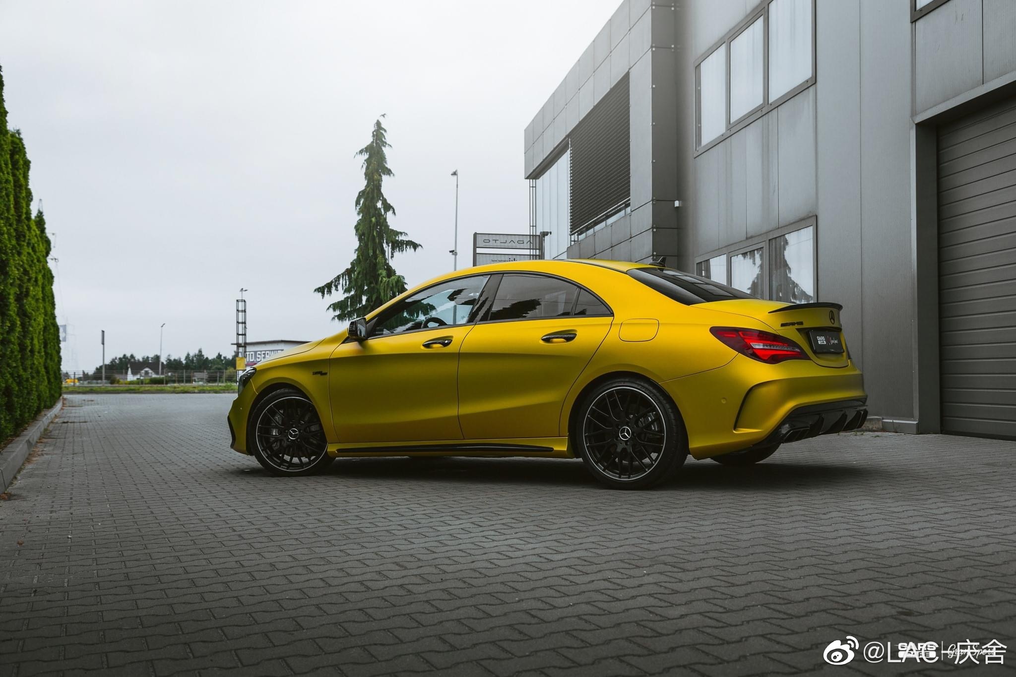AMG CLA：战意十足的配色!