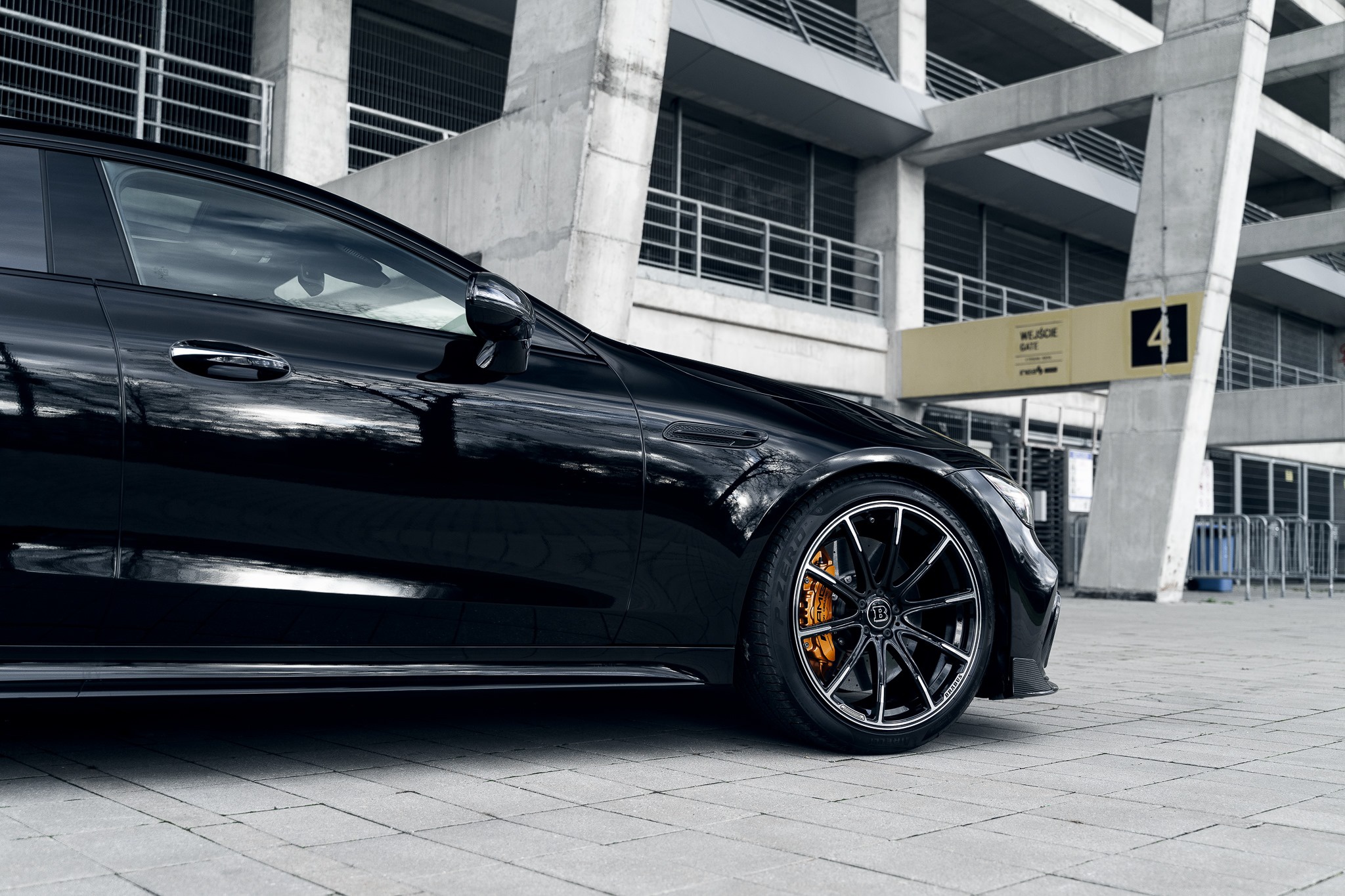 以后AMG GT就是我的奋斗目标了！