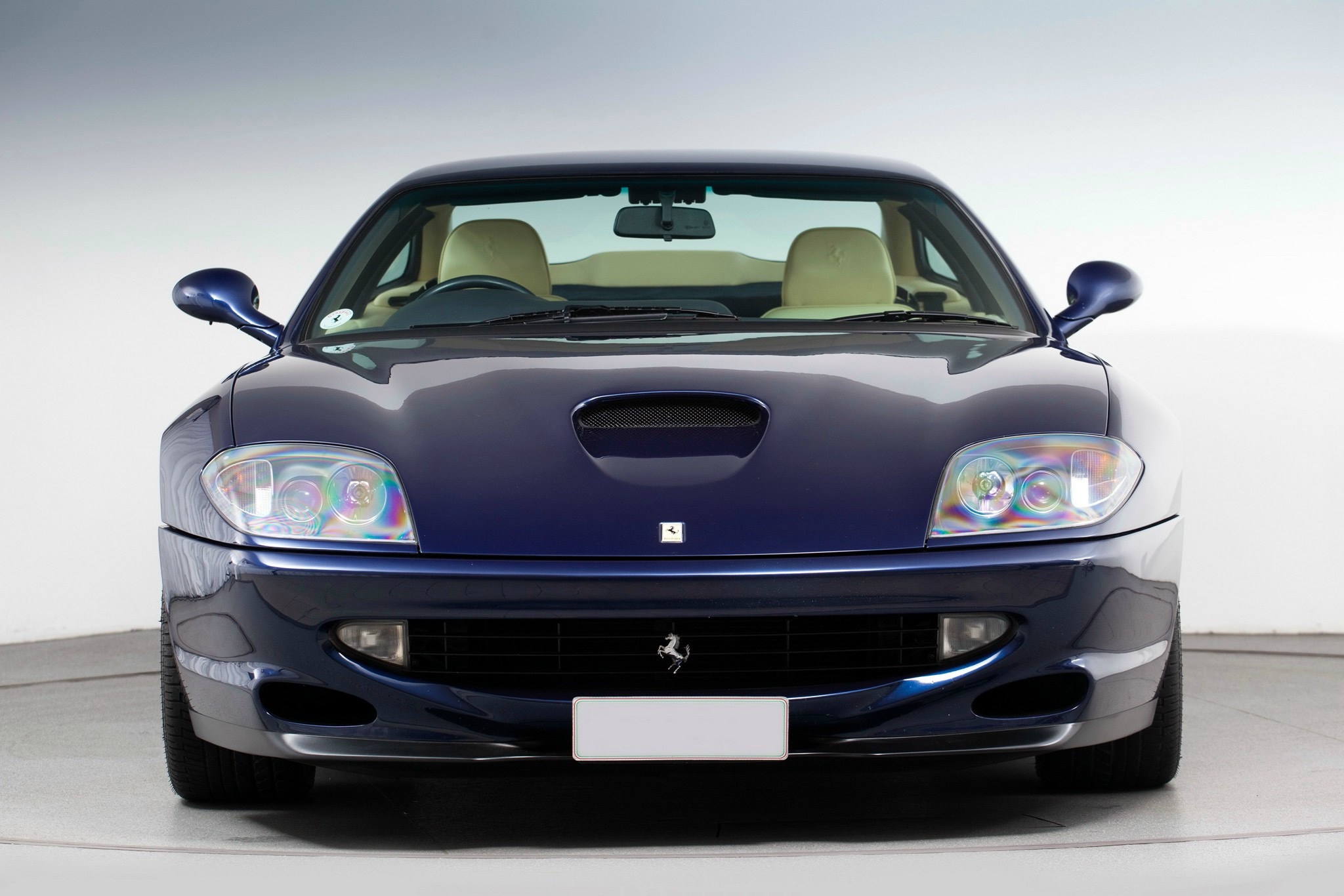 1996-2002 Ferrari 550 Maranello保时捷的线条很优美