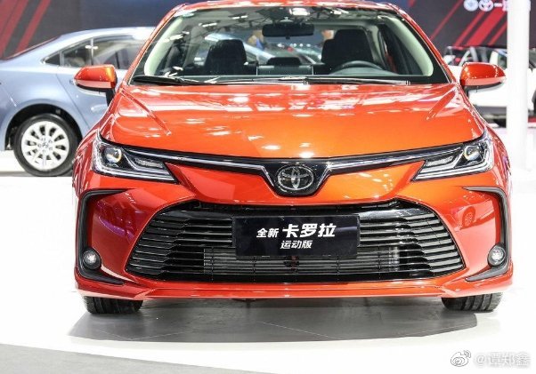 卡罗拉的品牌可靠性高，经济性，空间和舒适性也能满足家用