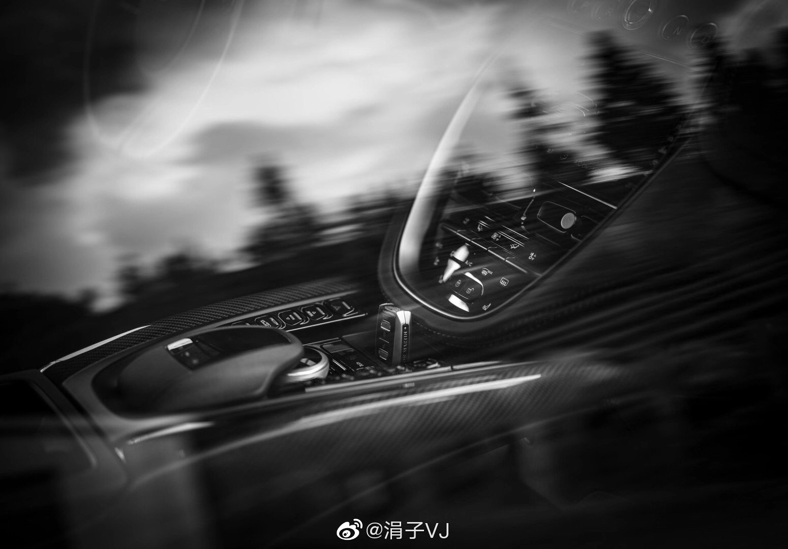 阿斯顿马丁的首款SUV DBX，超过预期的好开