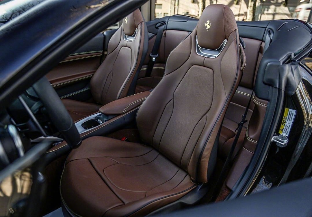 现在的入门级法拉利比加州那个年代强太多了！