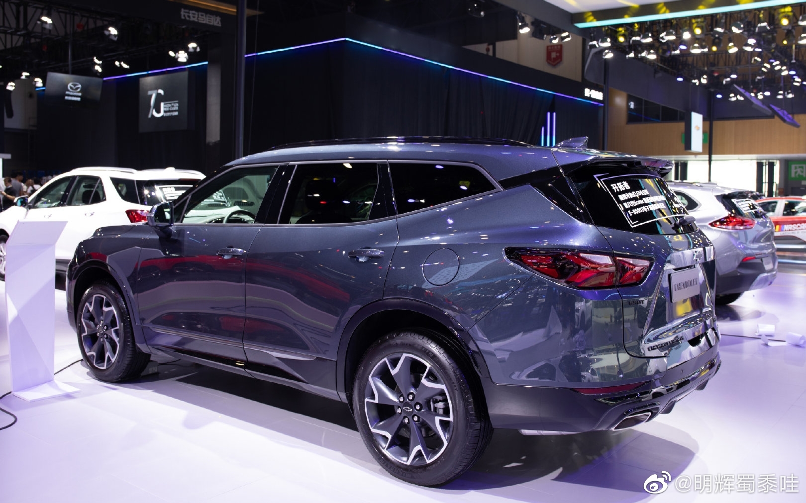 好看的汽车图片：雪佛兰开拓者5座首发亮相