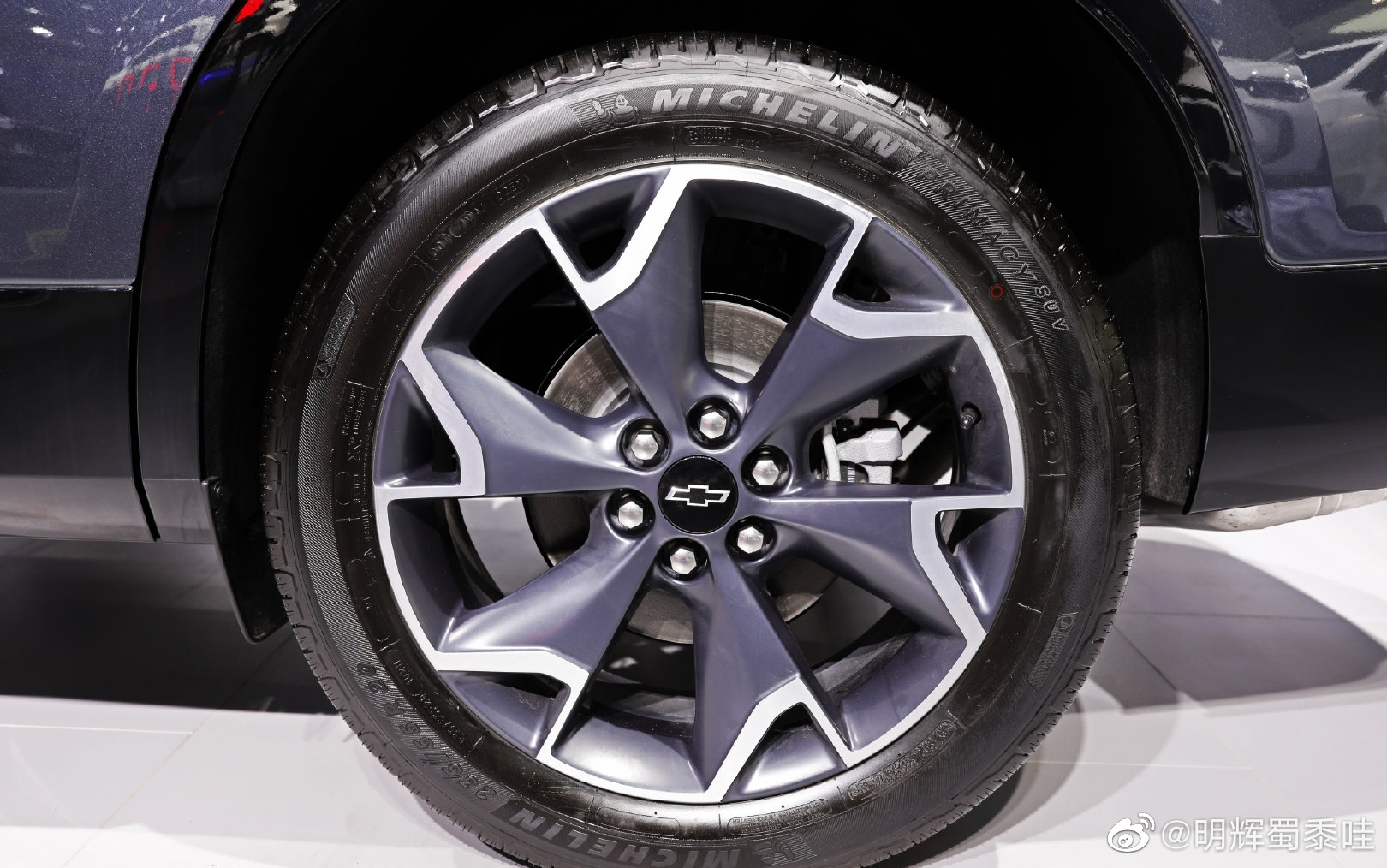 好看的汽车图片：雪佛兰开拓者5座首发亮相