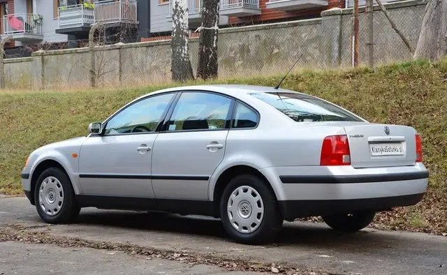 好看的汽车图片：帕萨特，曾经有人追逐的梦想