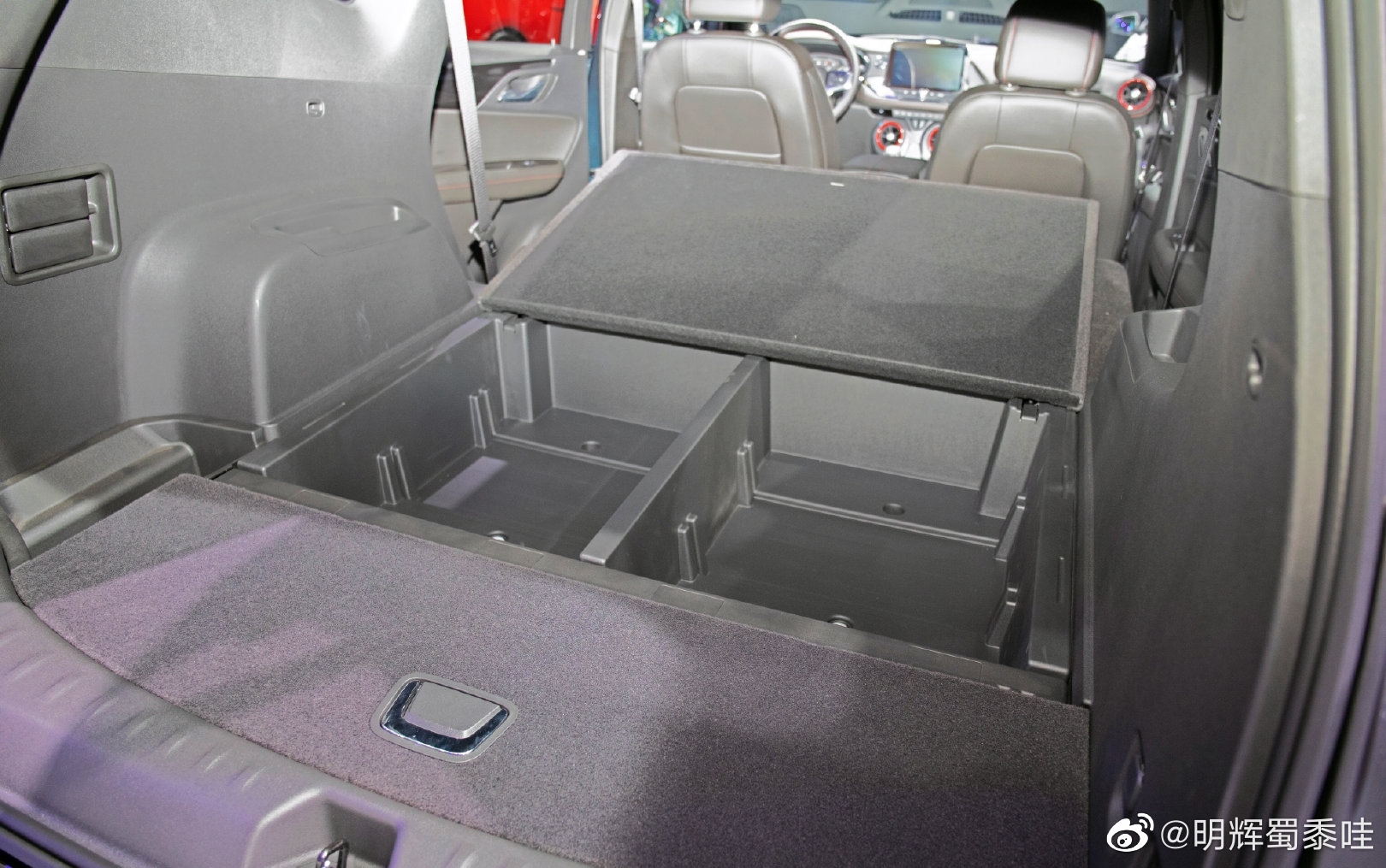 好看的汽车图片：雪佛兰开拓者5座首发亮相