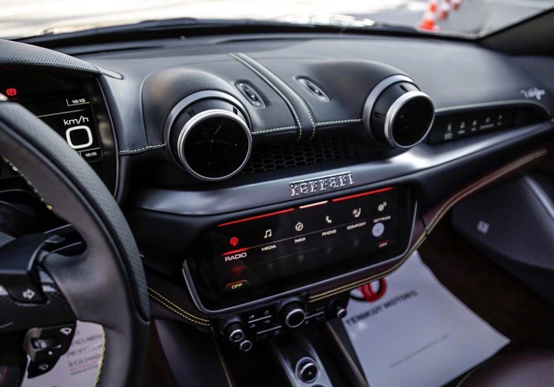 现在的入门级法拉利比加州那个年代强太多了！