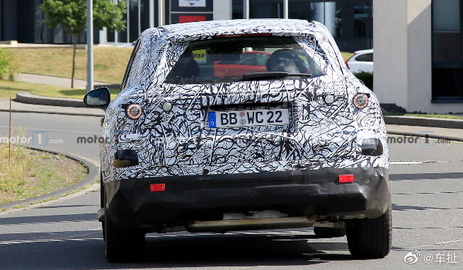 梅赛德斯最近更新了GLC的跨界车型