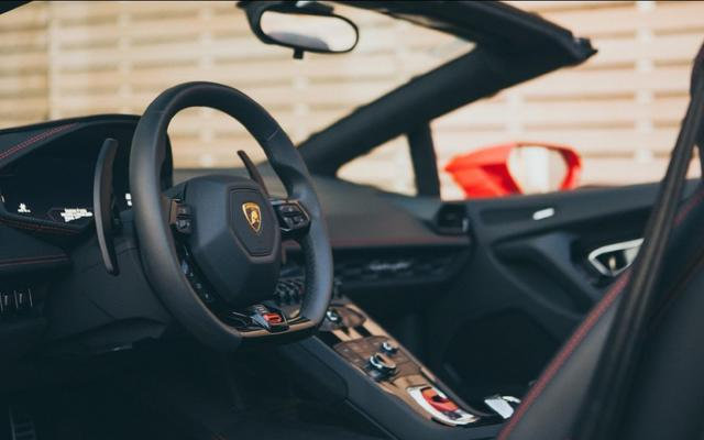 兰博基尼Huracan美图鉴赏，一台红色的小牛！