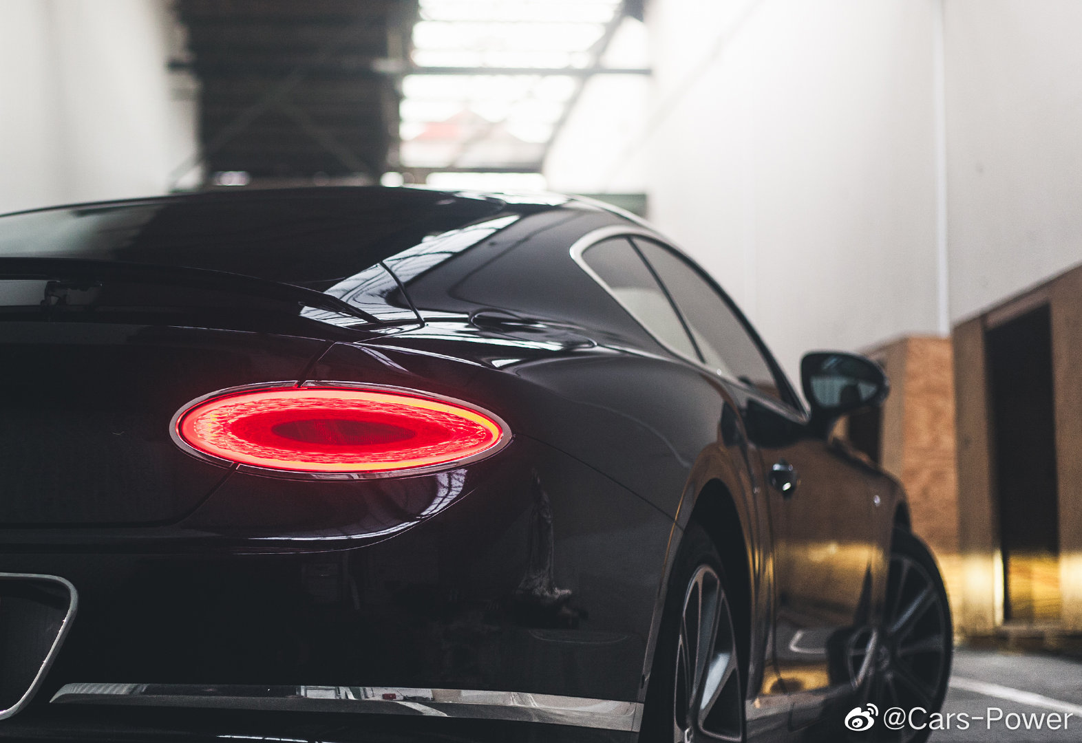 好看的汽车图片：梦想GT车型 全新宾利欧陆GT