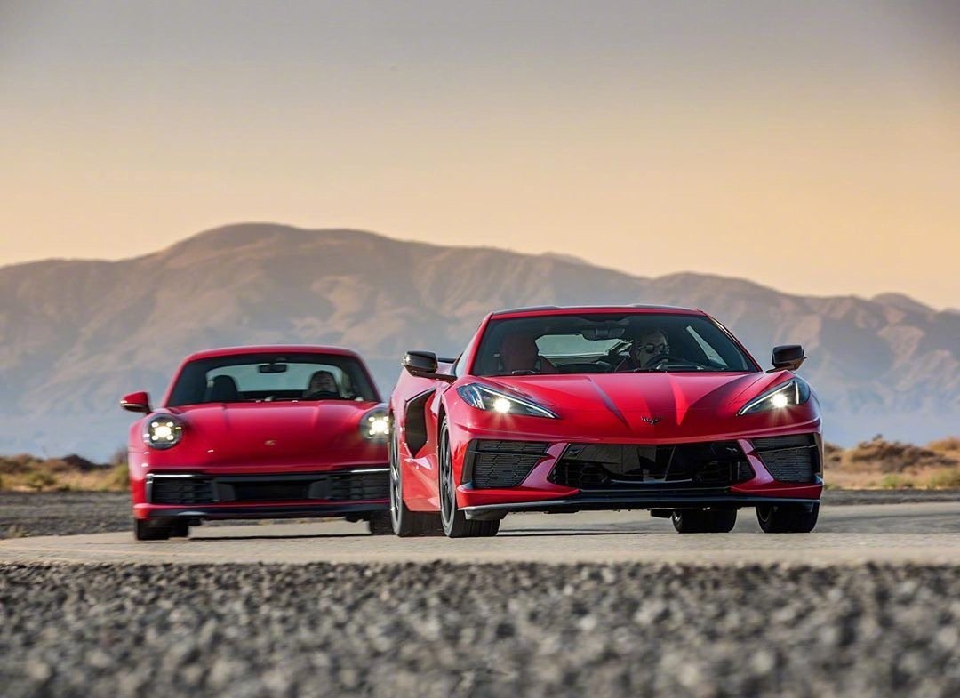 保时捷VS克尔维特，如果条件允许你会选择谁？