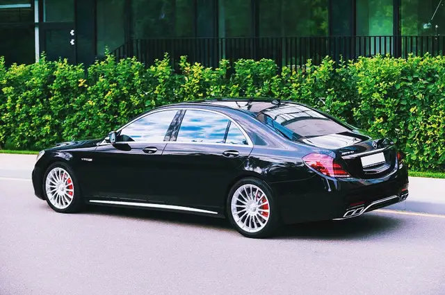 梅赛德斯奔驰S级的性能座驾，完美的S63 AMG！