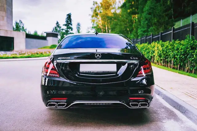 梅赛德斯奔驰S级的性能座驾，完美的S63 AMG！