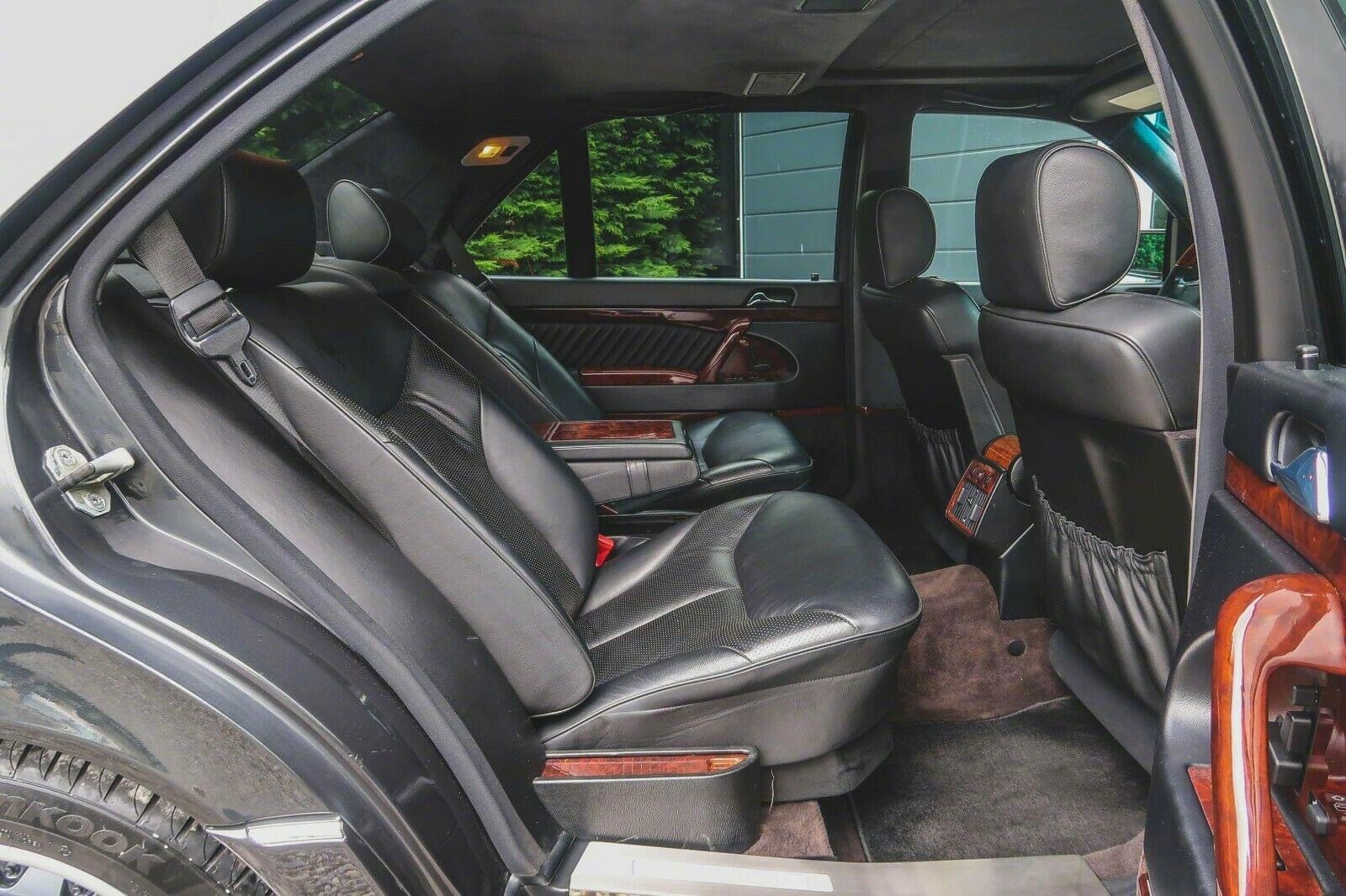 看看以前大奔这排面儿！这排量！