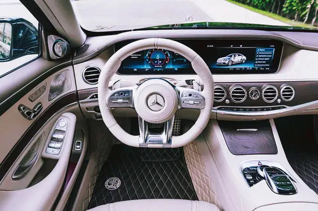 梅赛德斯奔驰S级的性能座驾，完美的S63 AMG！