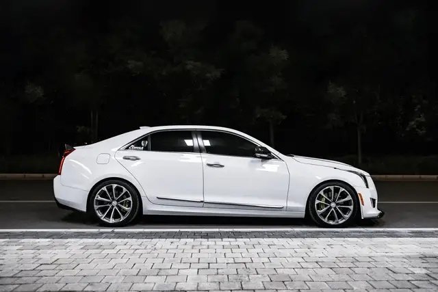 凯迪拉克，29岁以上的小伙子的热爱