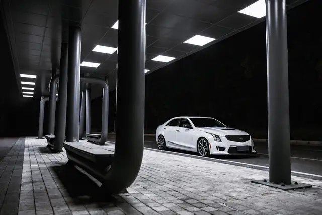 凯迪拉克，29岁以上的小伙子的热爱