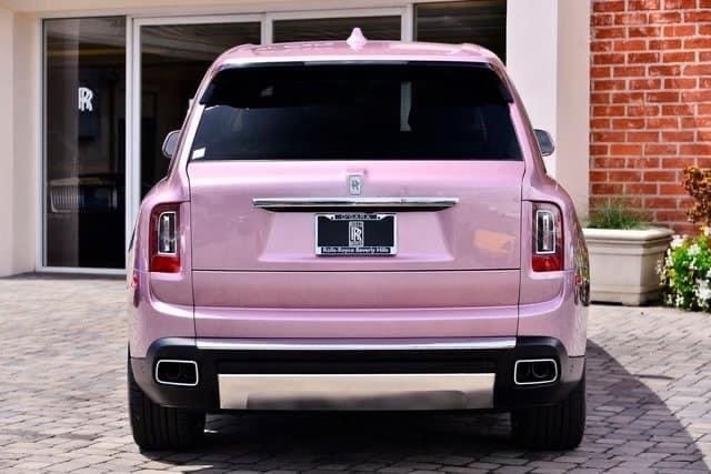 粉色劳斯莱斯库里南