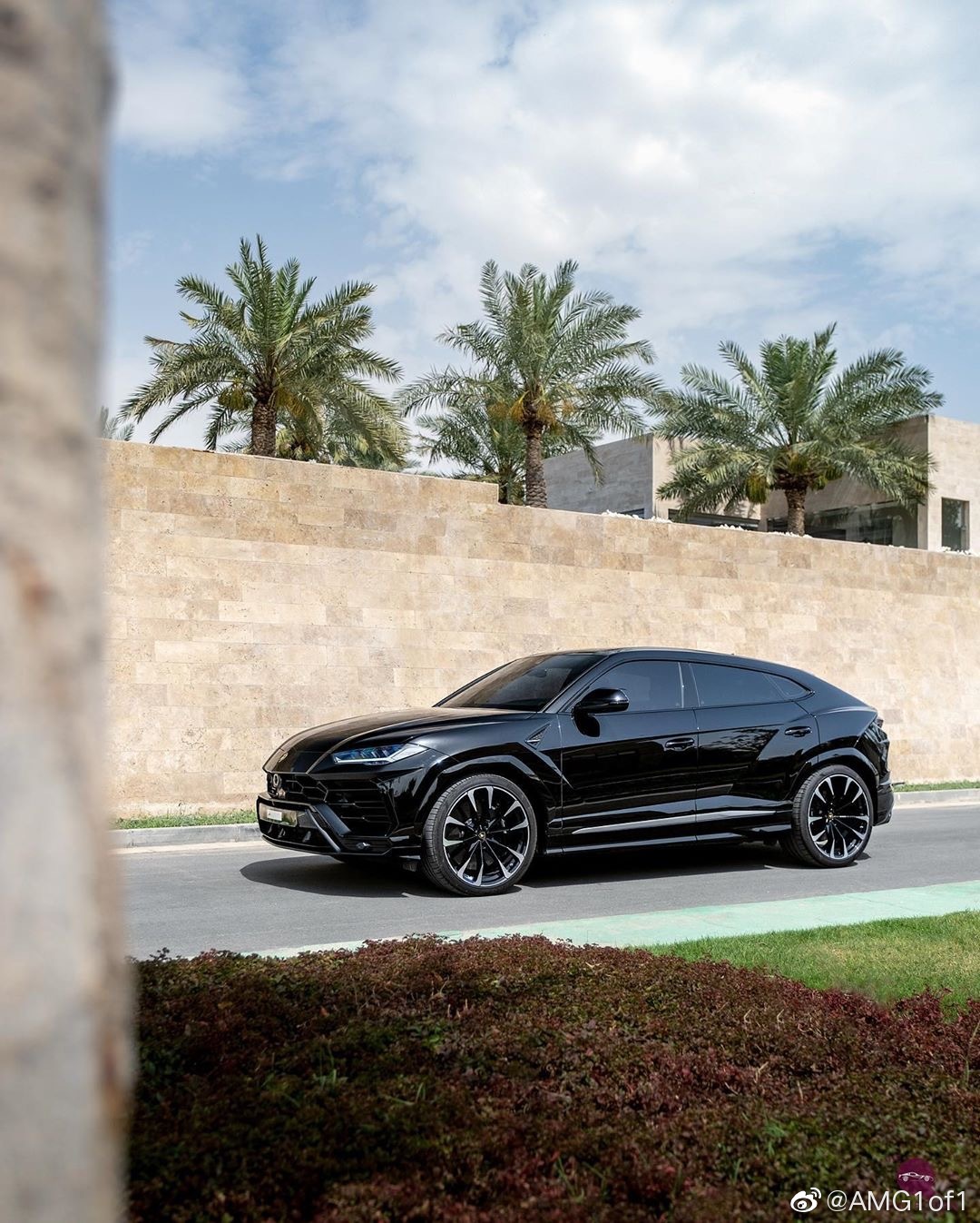 奔驰G-Class G63 AMG兰博基尼Urus路虎揽胜运动版SVR