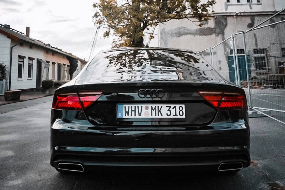 Audi A7，前后大灯呼应，美哉！