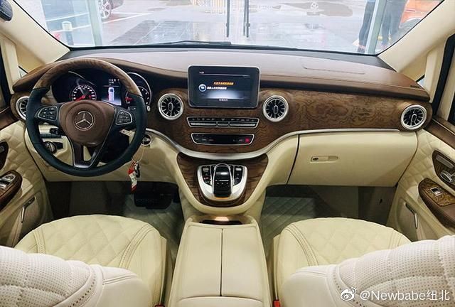 奔驰迈巴赫VST98S隔断四座豪华商务