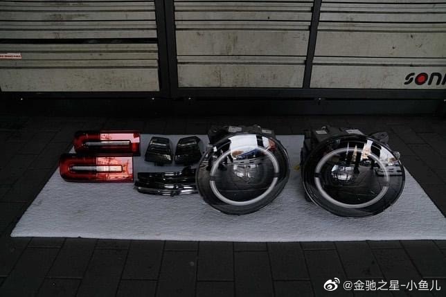 奔驰原厂G500/G63 暗夜版 灯光套件