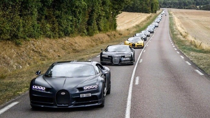 布加迪Chiron大出游，骚气十足！！！