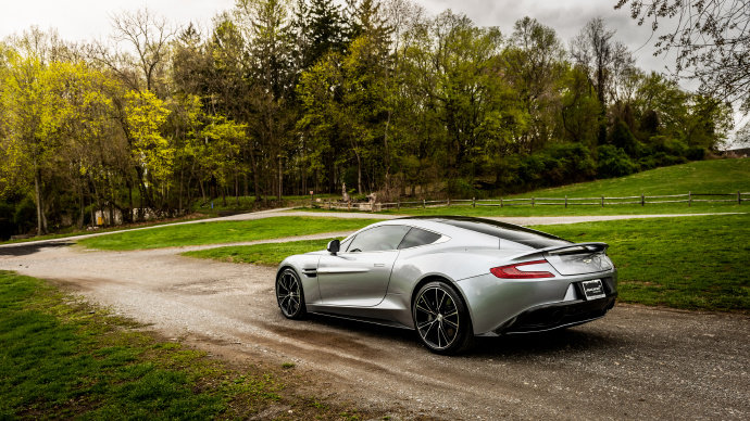 Aston Martin Vanquish  CENTENARY EDITION 最美马丁~漂亮