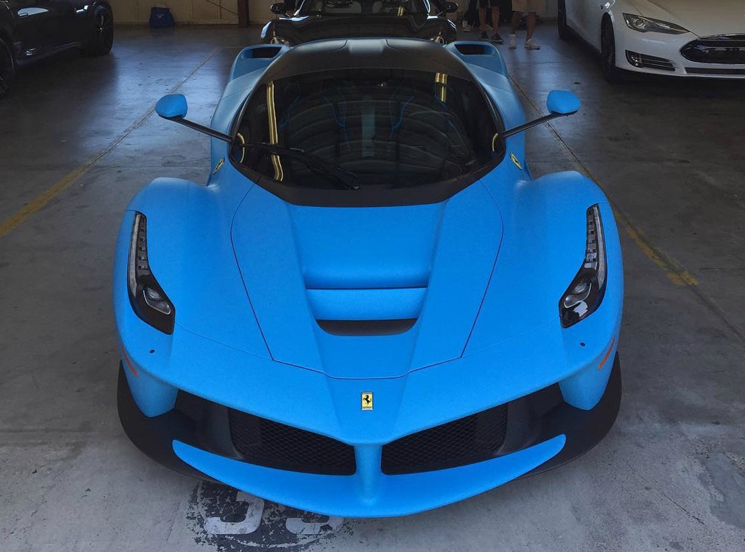 法拉利laferrari如此的哑光蓝仅此一辆