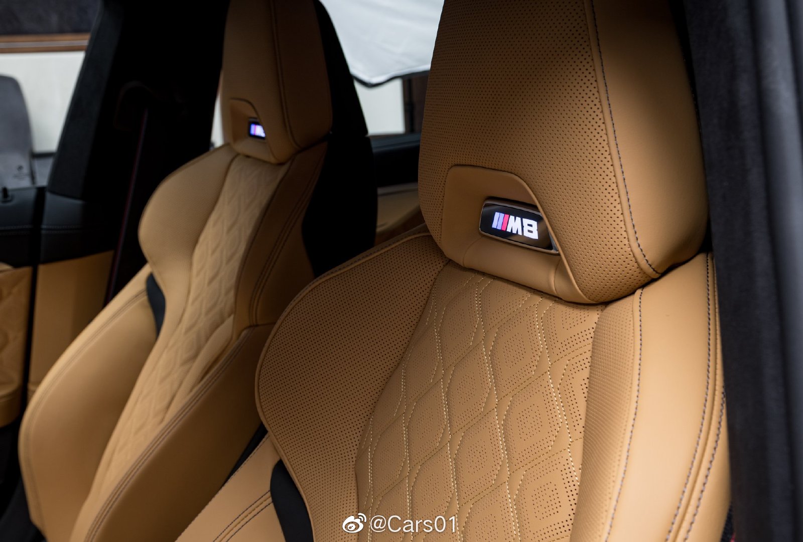 宝马-阿布扎比，宝马M8 Gran Coupe Competition