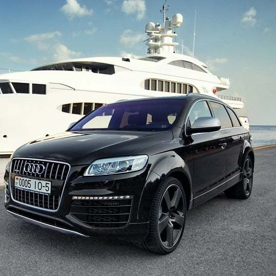 最新汽车资讯： 第一代奥迪Q7的气场，隔着屏幕感受一下