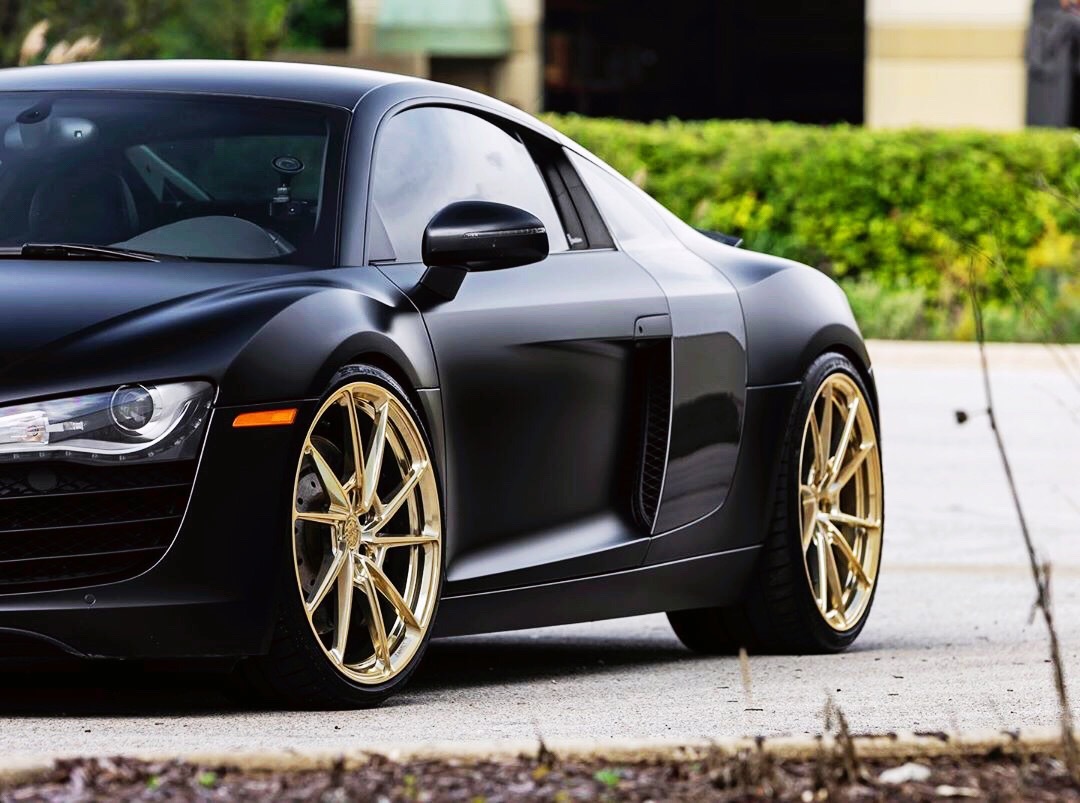 每天一组汽车美图：现在看，还是很帅 Audi R8