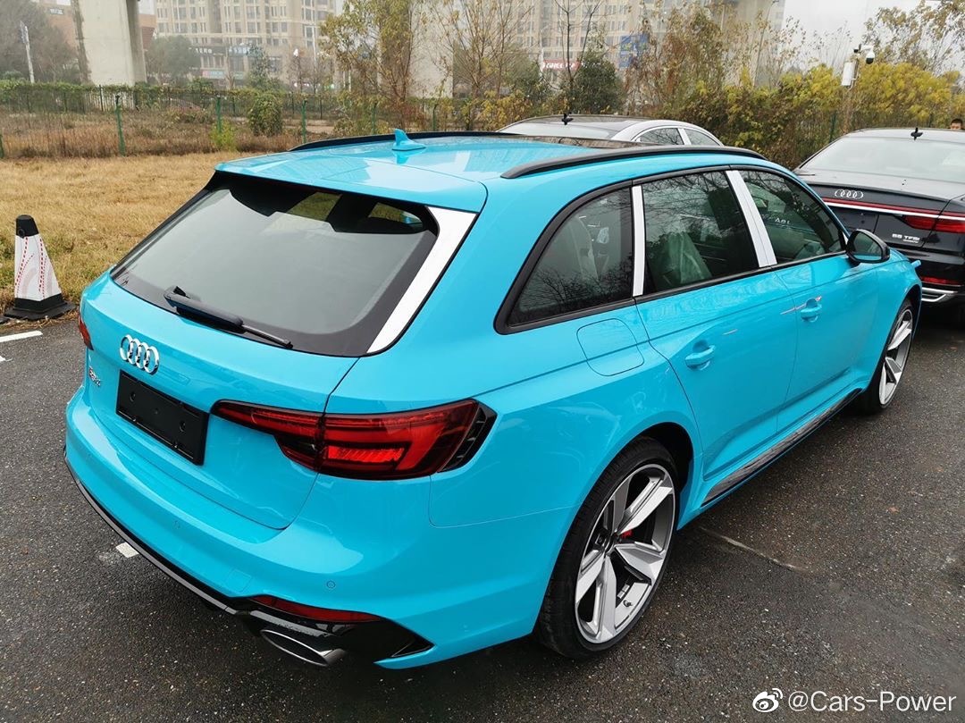 迈阿密蓝 奥迪RS4 Avant 可以不？