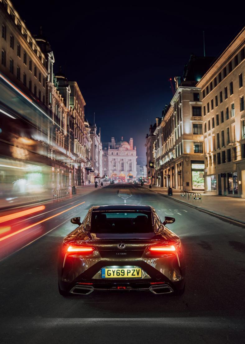 雷克萨斯LC500，这款车很适合SCC Coffee Map.