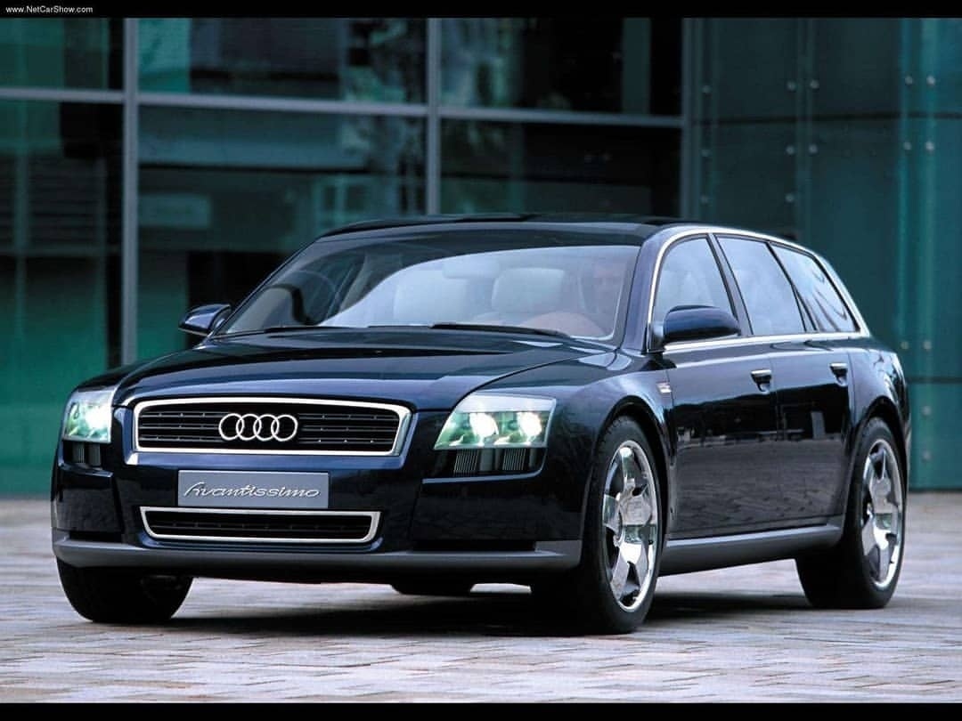 奥迪概念车，是不是很酷？！